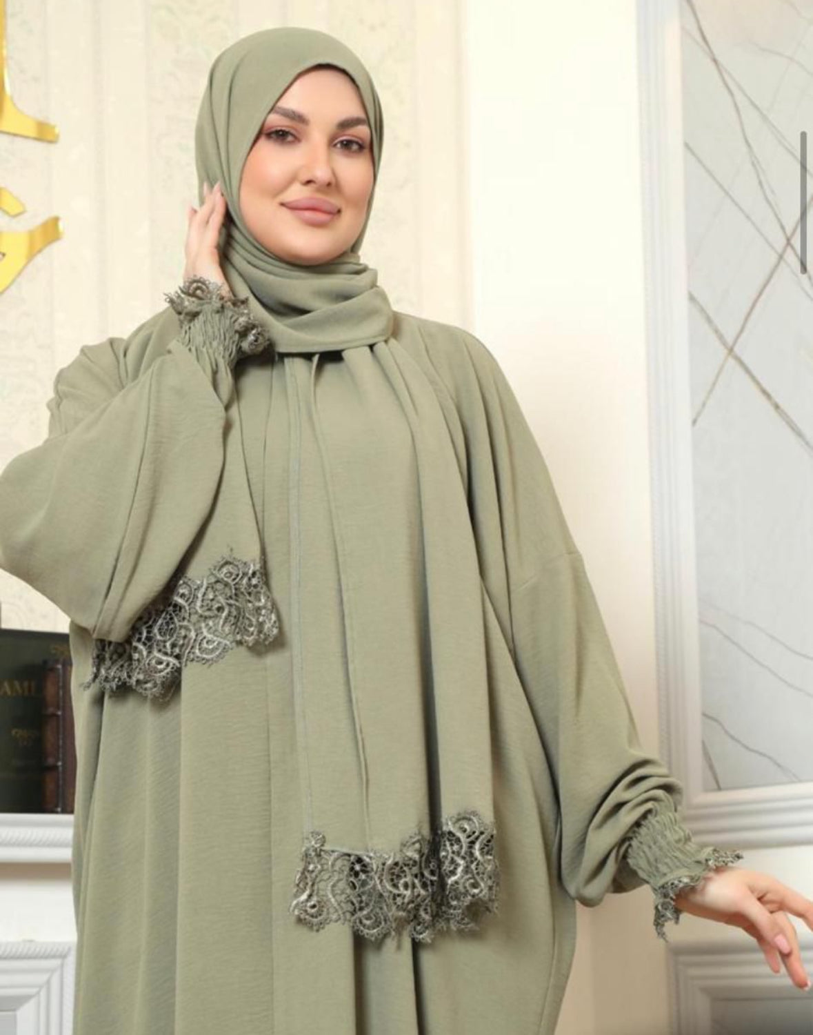 Classic Prayer Abaya