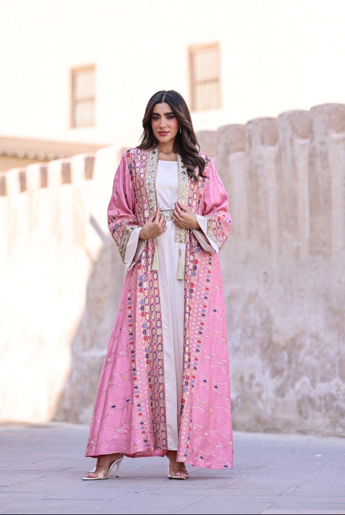Al Farah Bisht (three colors) - بشت الفَرَح