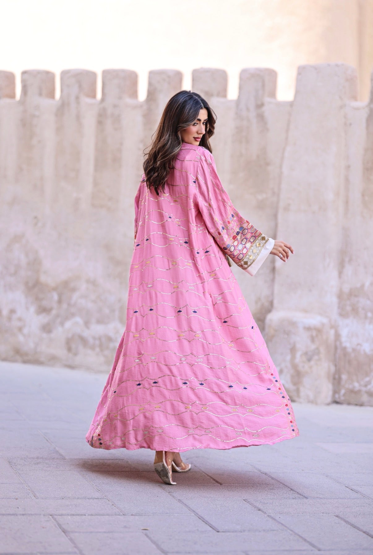 Al Farah Bisht (three colors) - بشت الفَرَح