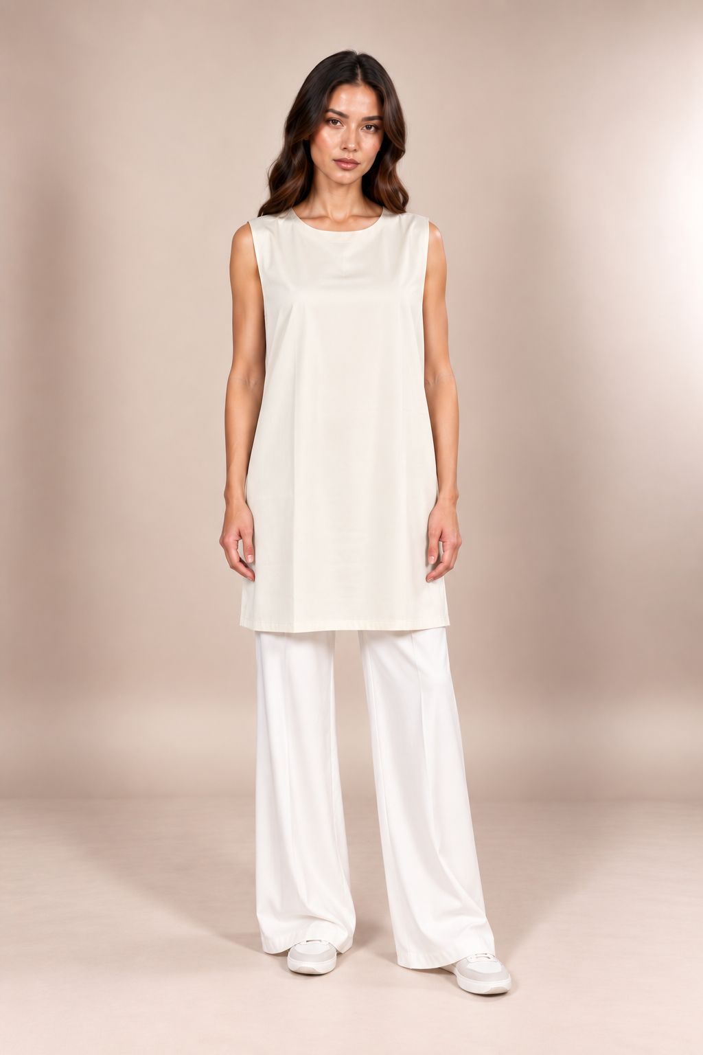 Sleeveless Layering Shirt